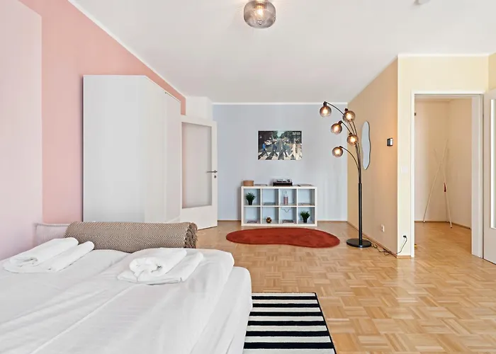 Apartment Naschmarkt Is Calling Vienna